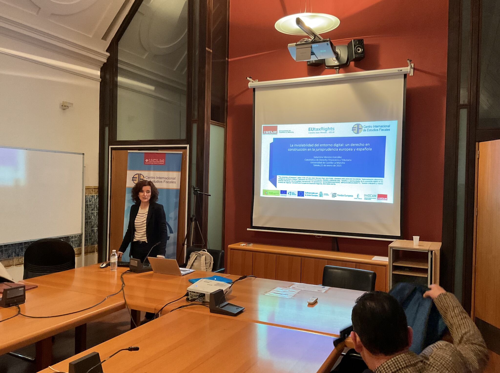 Lee más sobre el artículo Ponencia «Inviolabilidad del entorno digital: un derecho construcción en la jurisprudencia europea y española»